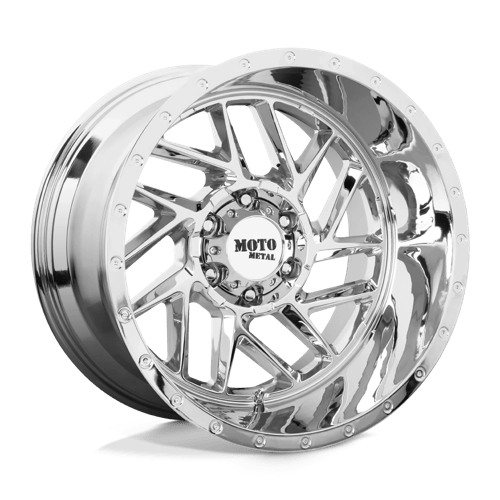 mo985-breakout-chrome-wheel
